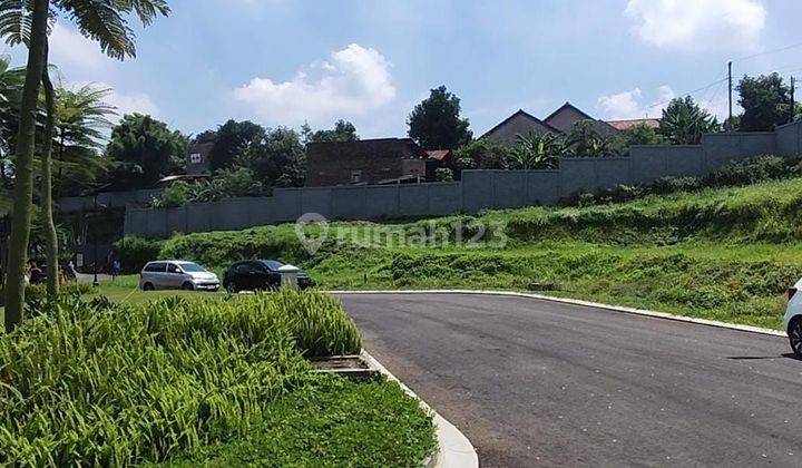 Tanah strategis tengah kota Semarang daerah elit dekat tol dekat Akpol dekat sekolah internasional dijual di Graha Candigolf Jangli Candisari Tembalang Semarang atas 1