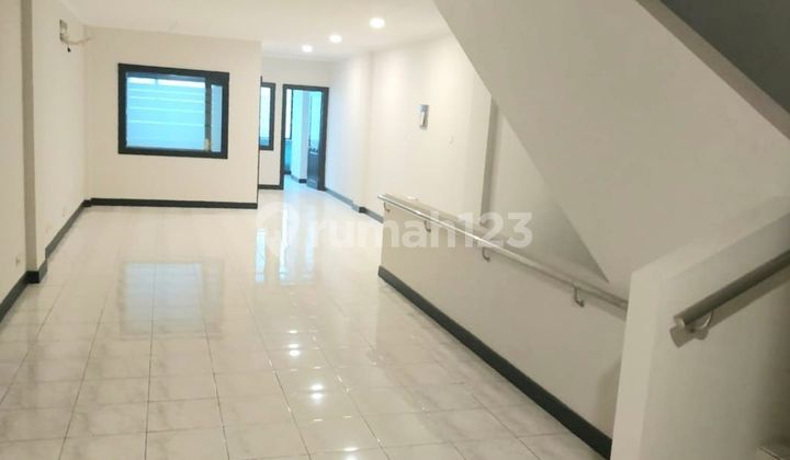 Downtown Semarang Shop House, Strategic, Busy in the City Center, Move-In Ready, Close to Simpang Lima, For Rent in the Mt. Haryono Shop House Complex, Wonodri, Central Semarang. 2