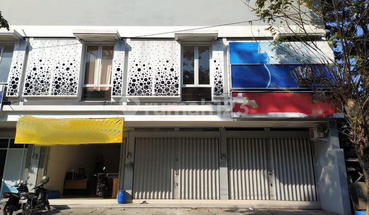 Strategically located Central Semarang shop house, bustling city center, near Simpang Lima, close to Mt Haryono and Dr. Cipto, for rent on Jl. Raya Ligu, Central Semarang. 2
