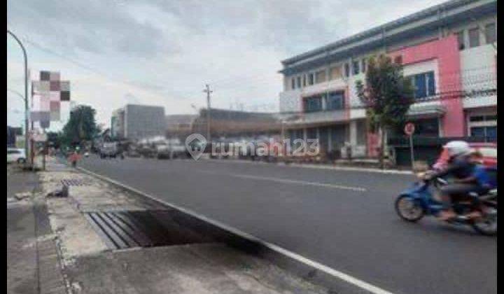 Ruko strategis tengah kota Semarang siap pakai dekat pintu tol disewakan di Gajah Gayamsari Semarang tengah 2