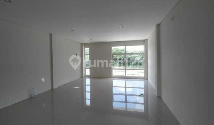 Strategic Midtown Semarang Shophouse, Bustling Area Near Ready-to-Use Housing, Close to KIC, Near Toll Road, For Sale in Forest Hill Shophouse Complex, BSB Citraland, Ngaliyan, West Semarang. Strategic Midtown Semarang Shophouse, Bustling Area Near Ready-to-Use Housing, Close to KIC, Near Toll Road, For Sale in Forest Hill Shophouse Complex, BSB Citraland, Ngaliyan, West Semarang.