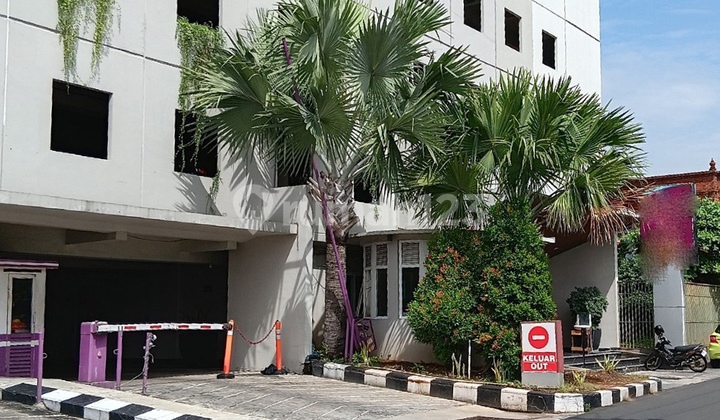 Hotel Jl. Petempen Malang, Kembangsari, Central Semarang, Semarang 2