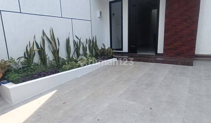 Rumah 2 Lantai Nusa Loka Bsd Brand New Full Renovasi  2