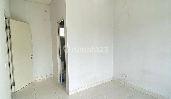 Rumah 2 Lantai Bsd Sevilla Park, Aman Dan Strategis 2