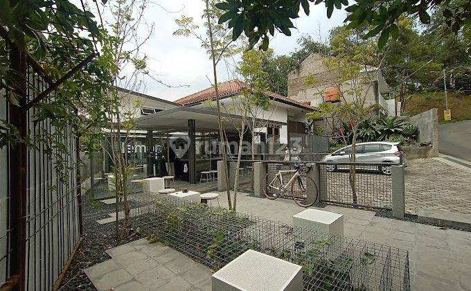 Villa Dan Ruang Usaha Eks Cafe Sayap Dago, H. Juanda, Dago Jajaway 2