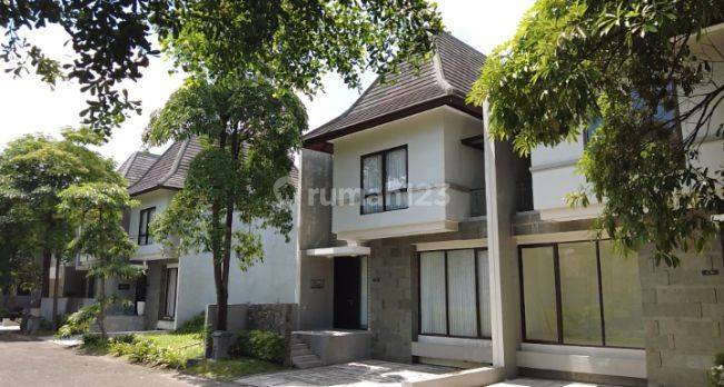 Disewakan rumah bagus dalam perum one gate system 1