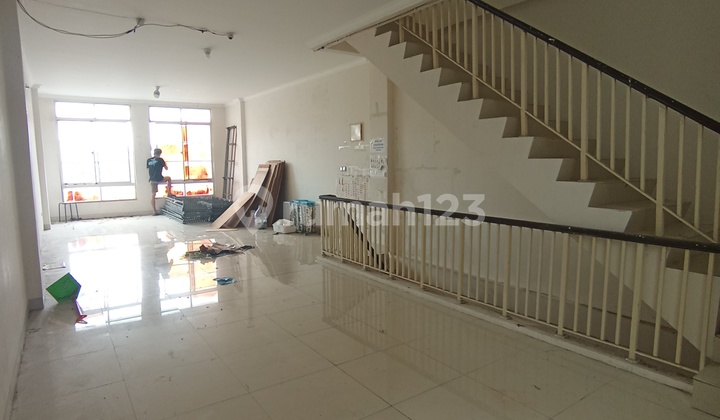 For Sale Shophouse Green Lake City