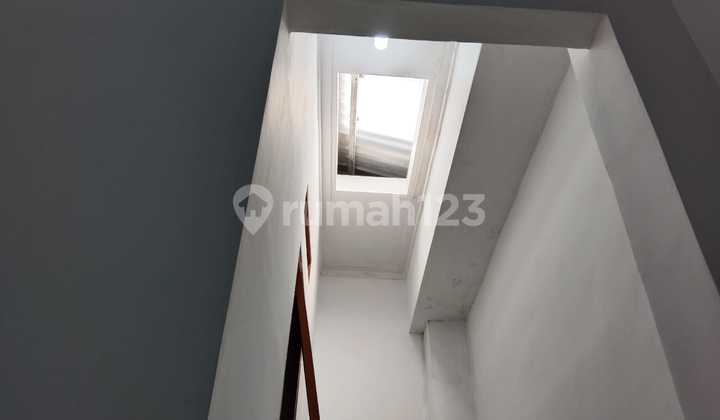 Sell Cheap House Near Industrial Area in Cikarang Baru Jababeka 2