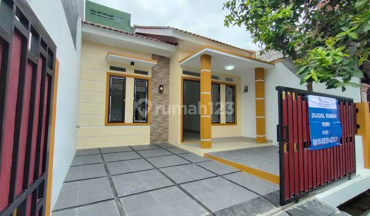 Dijual Rumah Bebas Banjir Diperumahan Bekasi Timur Regency 1