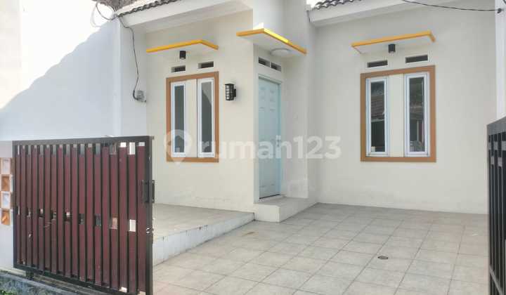 Dijual Rumah Murah Area Danau yang Luas di Grand Residence City Dijual Rumah Murah Area Danau yang Luas di Grand Residence City