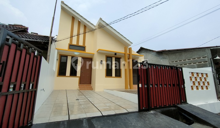 NEW HOUSE FOR SALE, GOOD NEIGHBORHOOD, REASONABLE PRICE IN EAST BEKASI