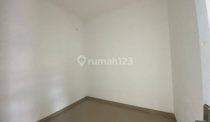  dijual Rumah Hook Murah Dekat Dengan Akses Jalan Tol , Lrt, Krl  2