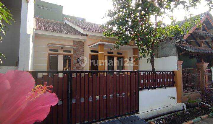 Rumah Modern Minimalis Murah Adem Ayem di Bekasi Timur Regency 1