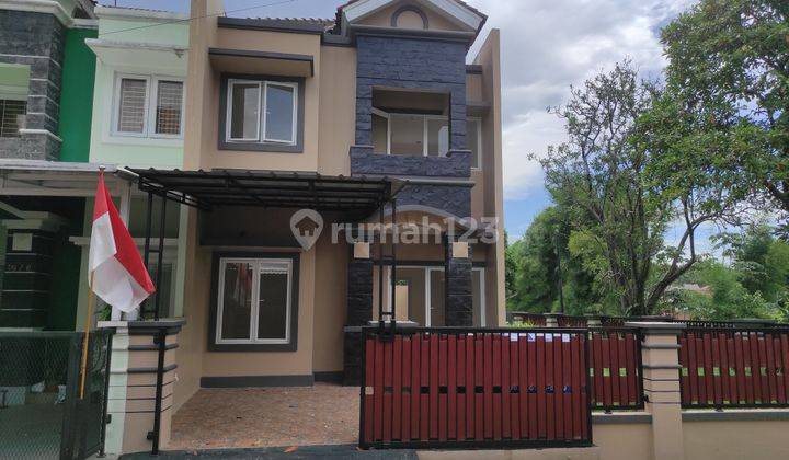 RUMAH CANTIK 2 LANTAI DI CIBINONG AKSES STRATEGIS BEBAS BANJIR 1