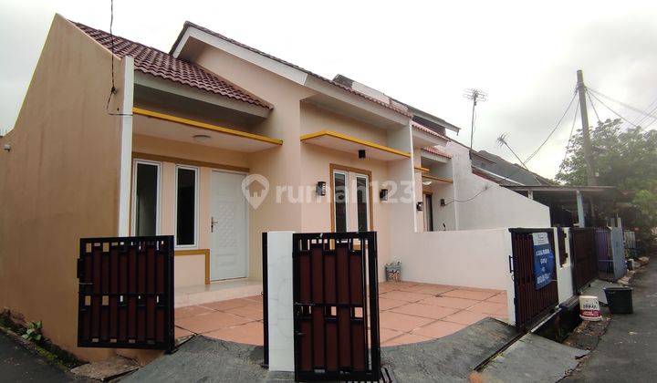 Rumah Hook Cantik Siap Huni Murah Bisa Kpr Di Perum Dukuh Zamrud 1