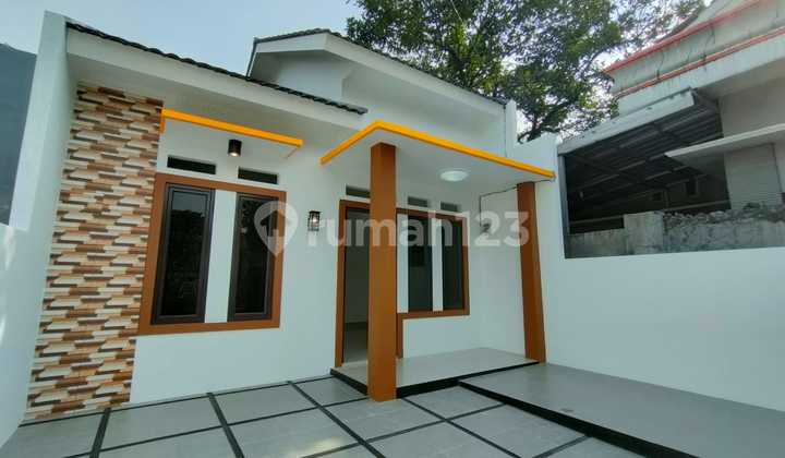JUAL RUMAH MODERN 3 KAMAR DENGAN CARPORT LUAS & FREE PAGAR 2