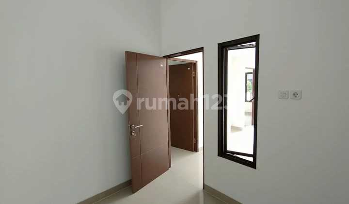 For Sale Affordable Hook House in East Bekasi Regency 2 Mustikajaya 2