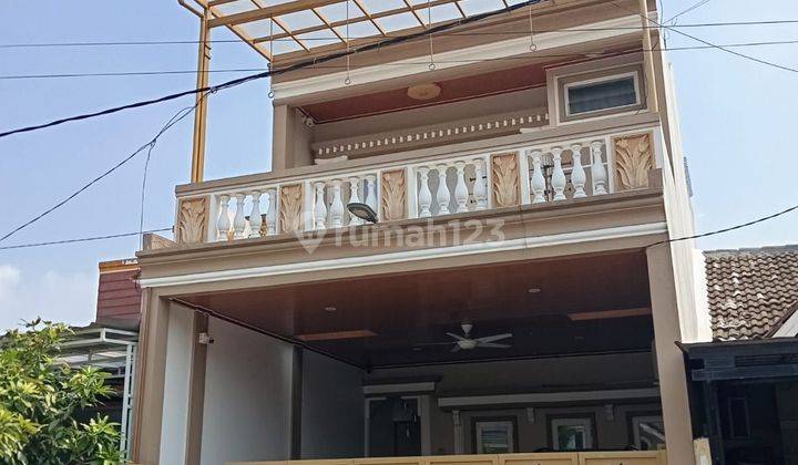 Dijual Rumah Mewah 2, 5 Lantai Hanya Diperumahan Vida Bekasi  1