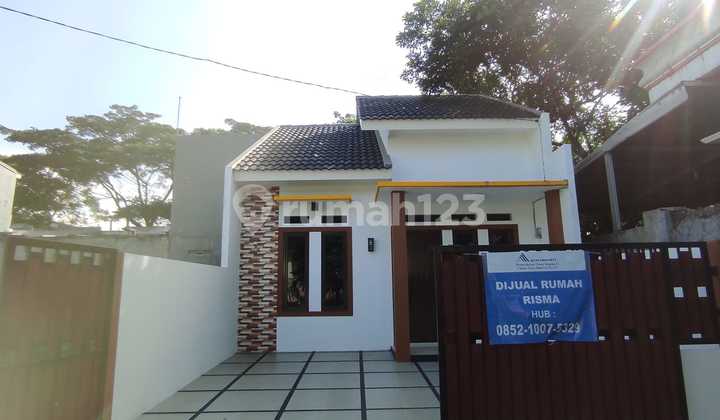 For Sale Cheap House Land Area 78 There are 3 Bedrooms in Senopati