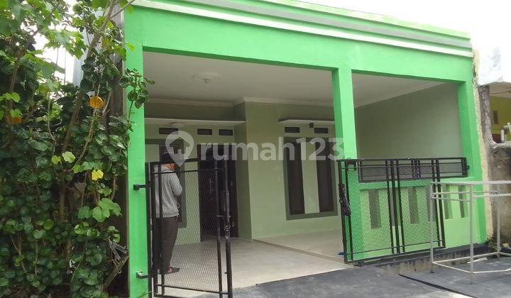 For Sale: Cheap Minimalist House in Kota Serang Baru Cikarang For Sale: Cheap Minimalist House in Kota Serang Baru Cikarang