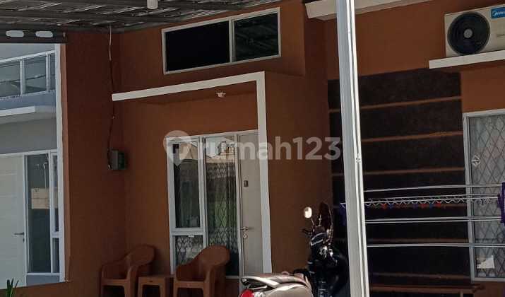 Over Kredit Rumah Siap Huni Lokasi Sangat Strategis Sekali Over Kredit Rumah Siap Huni Lokasi Sangat Strategis Sekali