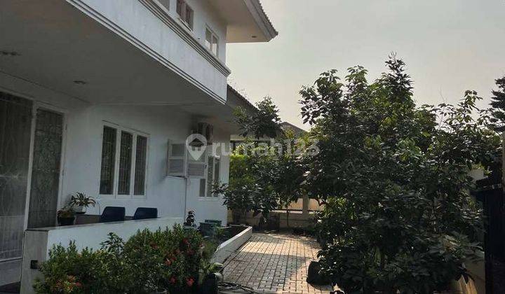 Dijual Cepat Rumah Luas Hoek 2 Lantai Meruya Utara Nego 1