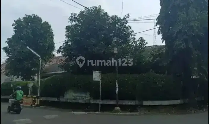 Dijual Rumah Hoek 1 Lantai Komplek Dpr Ri Kembangan 2