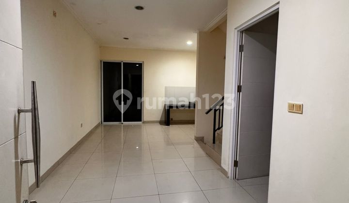 Murah Banget Jarang Ada 6X15 Standard Bangunan Developer HGB di Green Lake City Cluster Australia