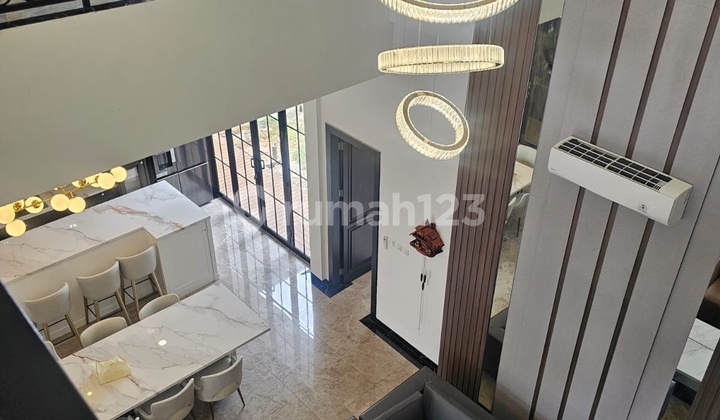 Turun Harga Rumah Bagus Sekali Bangun Mandiri Brand New Mewah Full Furnish Furnished 2 Lantai di Sektor 1A Gading Serpong Turun Harga Rumah Bagus Sekali Bangun Mandiri Brand New Mewah Full Furnish Furnished 2 Lantai di Sektor 1A Gading Serpong