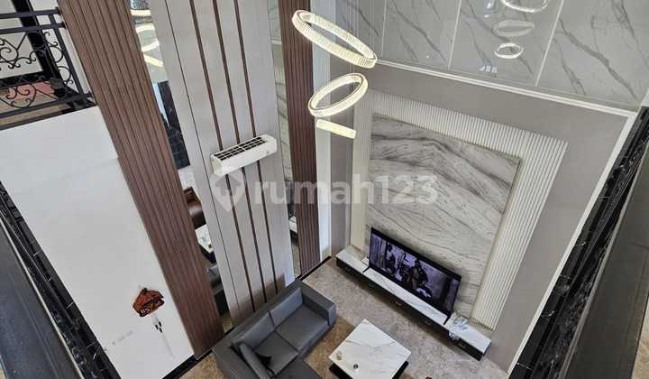 Very Nice House Self Built Brand New Luxury Fully Furnished Furnished 2 Floors in Sector 1A Gading Serpong