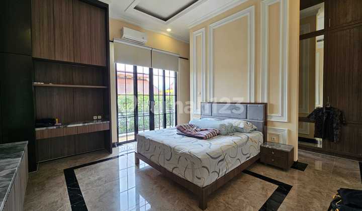 Turun Harga Rumah Bagus Sekali Bangun Mandiri Brand New Mewah Full Furnish Furnished 2 Lantai di Sektor 1A Gading Serpong Turun Harga Rumah Bagus Sekali Bangun Mandiri Brand New Mewah Full Furnish Furnished 2 Lantai di Sektor 1A Gading Serpong