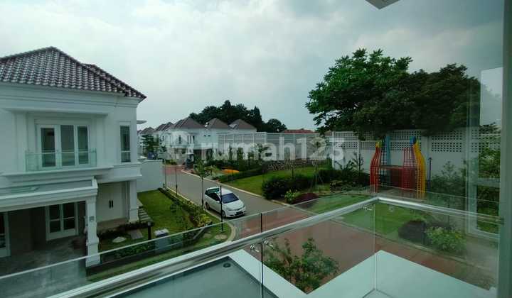 Rumah Baru Brand New Hoek 8X18 Lt 178M2 Smart Door Dekat Sport Club di Pasadena Gading Serpong 2