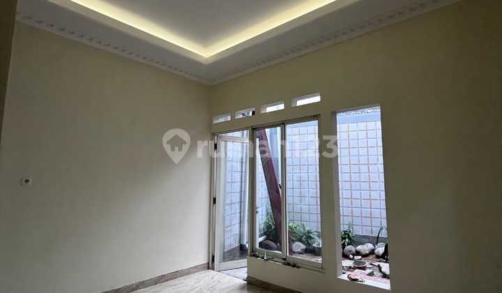 Newly Renovated 2-Story House 9x18 SHM in Darwin, Gading Serpong