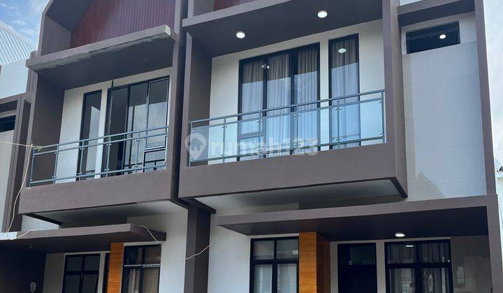 Rumah Dijual Di Makassar 2 Lantai Di Royal Spring Hertasning 1