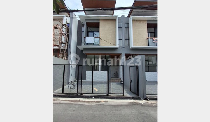 Rumah Baru 2 Lantai Modern di Leuwipanjang Bandung Dekat Tol & RS Immanuel - Bebas Banjir!