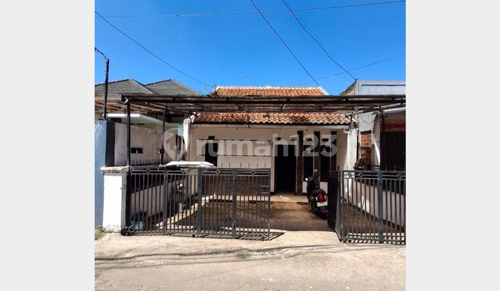 Dijual Cepat Rumah Pinggir Jalan Cilame Bandung Barat Cocok untuk Usaha – Harga 450 Juta Dijual Cepat Rumah Pinggir Jalan Cilame Bandung Barat Cocok untuk Usaha – Harga 450 Juta