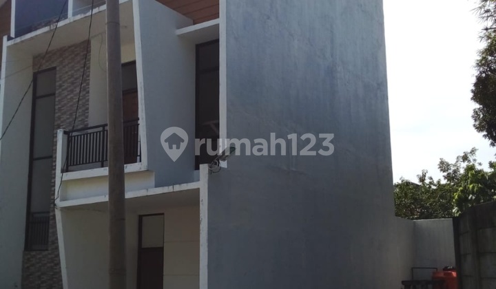 Disewakan Rumah Cantik Bawa Hoki di Geger Kalong 2