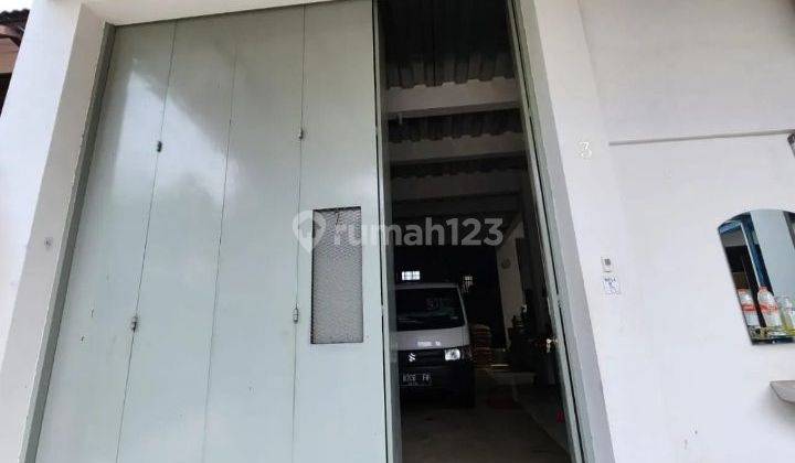 Di jual Rumah + Gudang / Kantor di Kopo Permai 2