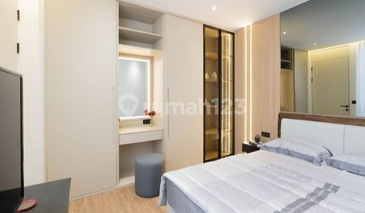 Jual rumah BAWA HOKI di Kota Baru Parahyangan full furnished 2