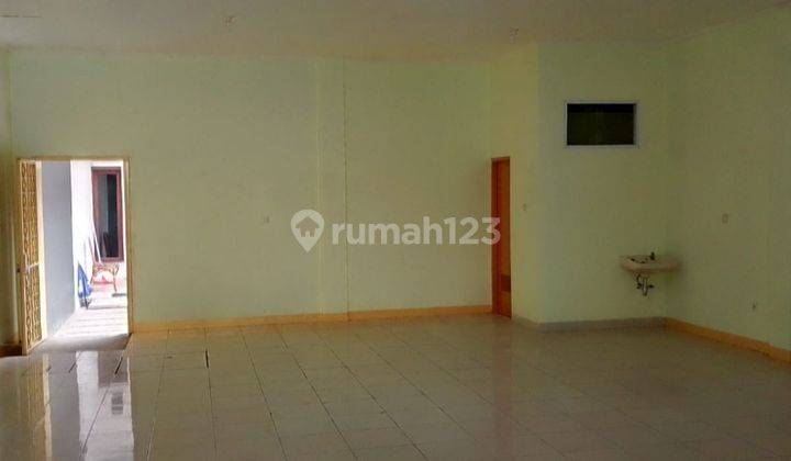 Disewakan Ruang Usaha Strategis 2