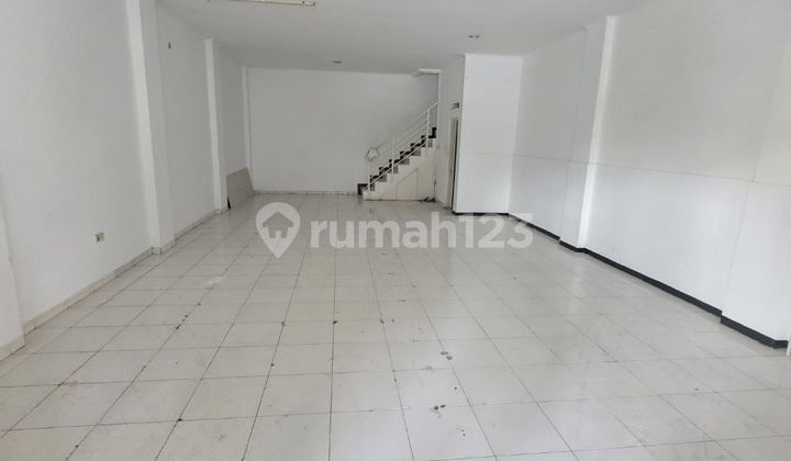 Ruko Singgasana Bawa Hoki Segera Disewakan Ruko Singgasana Bawa Hoki Segera Disewakan