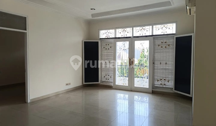 Disewakan Rumah Mewah Singgasana Pradana