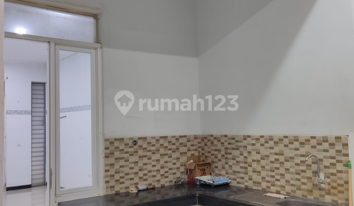 Di Jual Cepat Rumah Di Taman Kopo Indah 3 di Taman Kopo Indah 2