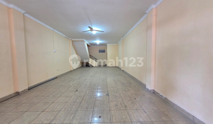 For Rent: Ready-to-Use Shop House & Brings Good Luck 2