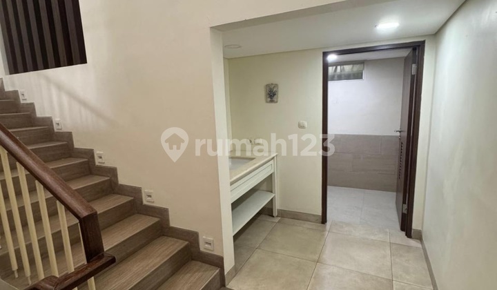 Segera Disewakan Rumah Bagus Bawa Hoki di Cisatu Hegarmanah