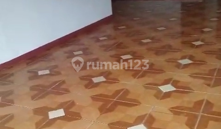 For Rent Fast Strategic Shop House in Buah Batu Area, Bandung 2