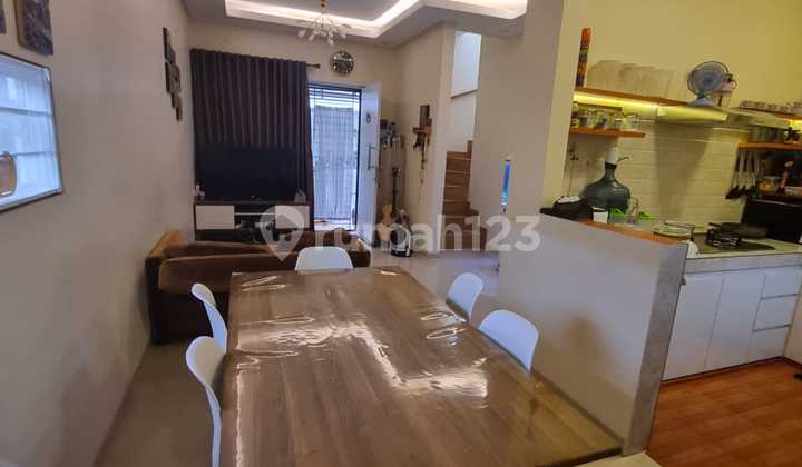 rumah 2 lantai siap tangerang selatan lokasi sangat strategis bagus dan siap huni 2