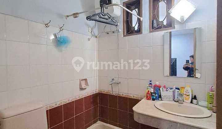 Dijual Rumah 2 Lantai Cinere Depok Lokasi Strategis 2