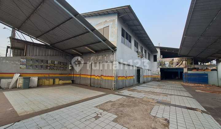 Land for Sale with Existing Building by the Main Road in Pamulang Land for Sale with Existing Building by the Main Road in Pamulang