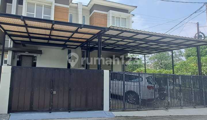 Cheap 2-Story House for Rent in Villa Dago, South Tangerang, Strategic Location, Flood-Free